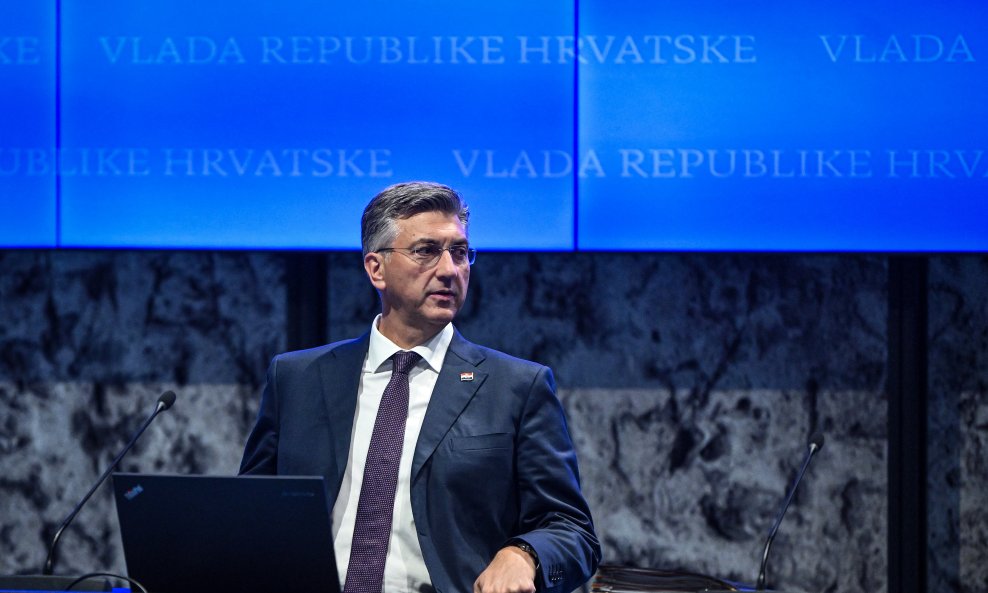 KAPITALNI PROJEKTI: Vlada odobrila nova zaduženja: Istarska županija, Koprivnica, Varaždin, Donja Stubica i Kneževi Vinogradi ulažu u škole, sport i domove za starije