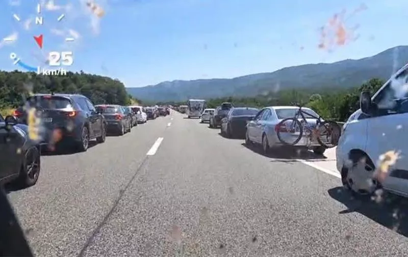 Policija u nevjerici zbog vozača koji su zastoj na A1 izbjegavali vožnjom u kontra smjeru, evo koliko su kazni napisali