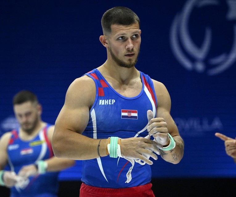 Kovtun ponovno zlatni u Zagrebu: Nakon višeboja osvojio i ruče, čeka ga još finale na preči