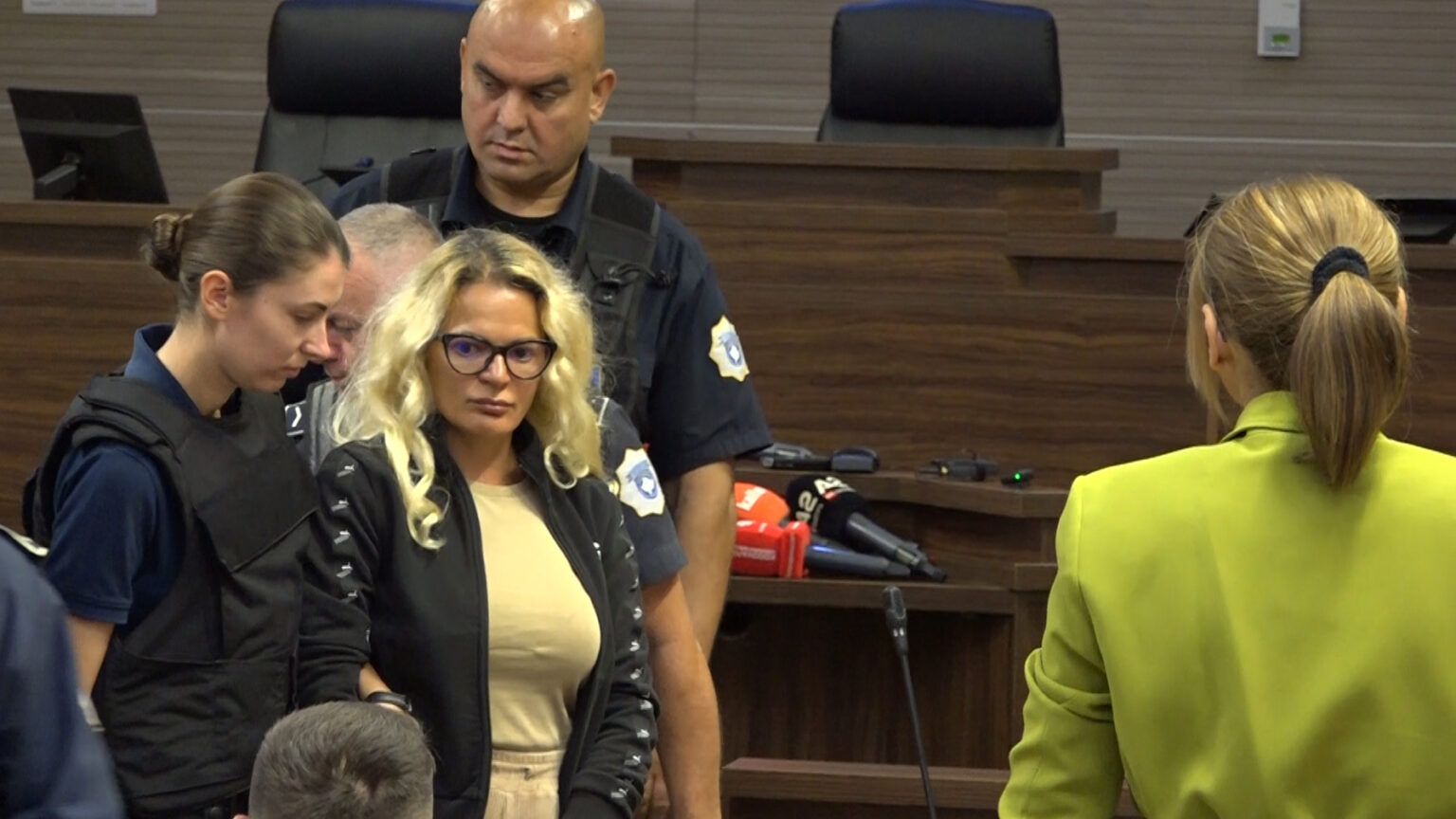 Zaposlenica OESS-a osuđena u Prištini za špijunažu u korist Srbije