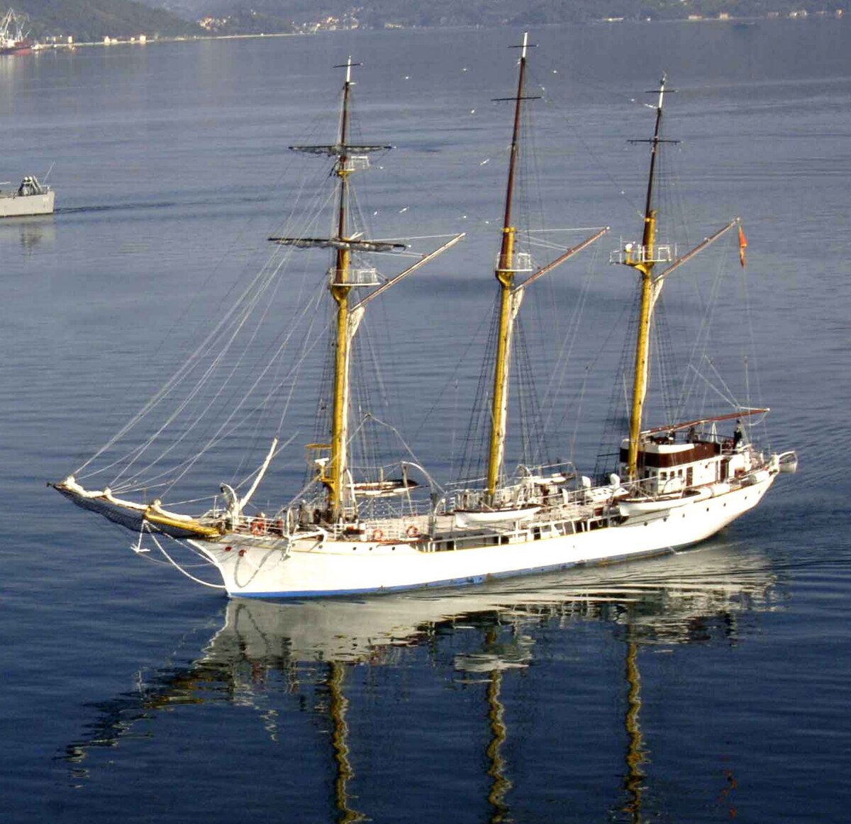 „JADRAN“ JE OSTAO, A CRNA GORA JE NESTALA