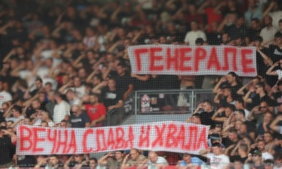 UEFA žestoko kaznila Zvezdu zbog skandiranja Ratku Mladiću: Evo koliko moraju platiti
