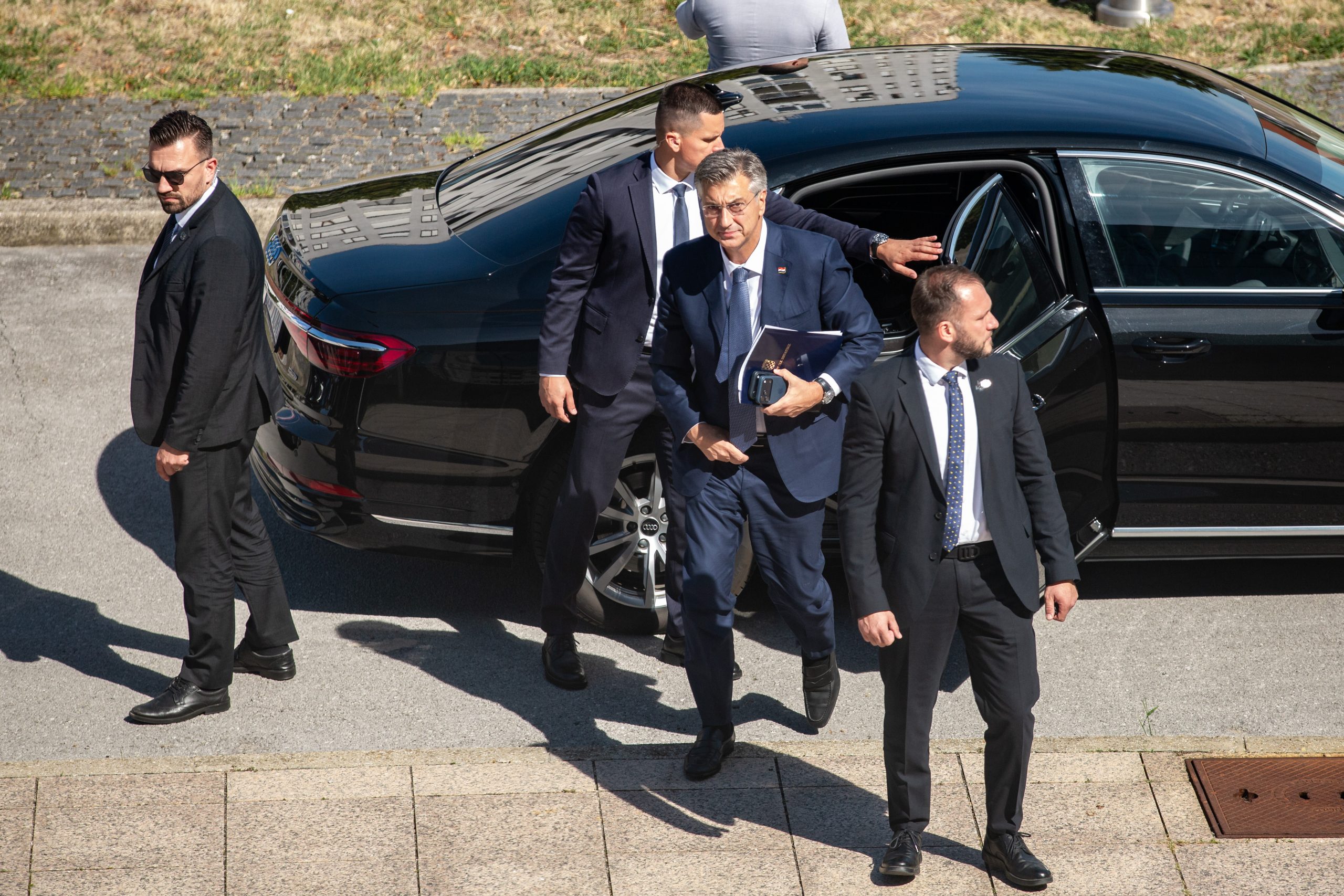 “Genijalan“ potez Plenkovićeve Vlade: zemlju koja živi od turizma i ljepote pretvorili u velikog uvoznika otpada