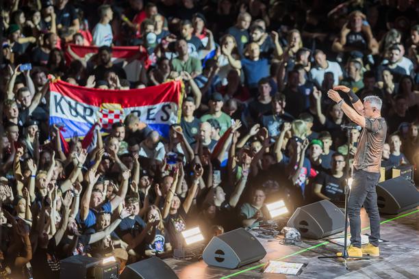 Thompson priredio spektakl za desetke tisuća fanova u Imotskom!