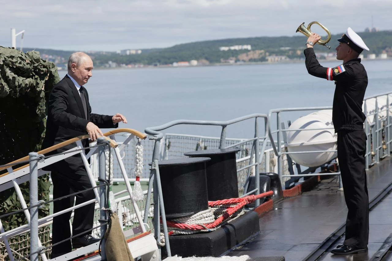 Putin prijeti odgovorom ako europske zemlje počnu zapljenjivati ruske trgovačke brodove
