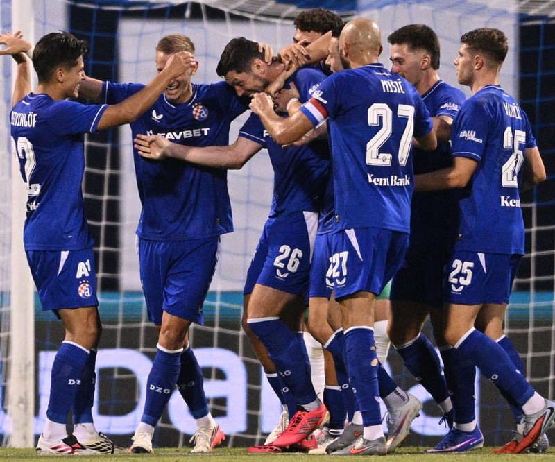 Pet golova za europski mir: Dinamo pregazio Litavce i praktički riješio prolaz