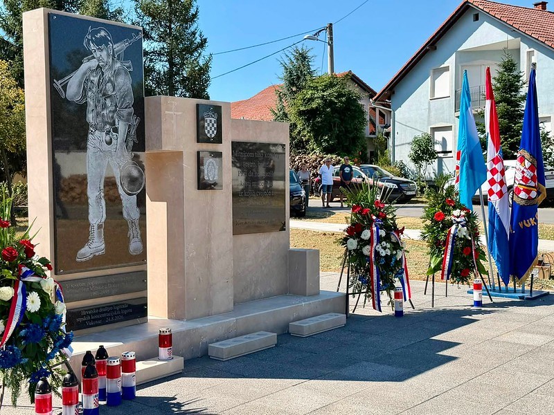 “Pazi da ne zgaziš kosti mučenika”: Otkriveno spomen-obilježje za heroje koji su branili Mitnicu do posljednjeg daha