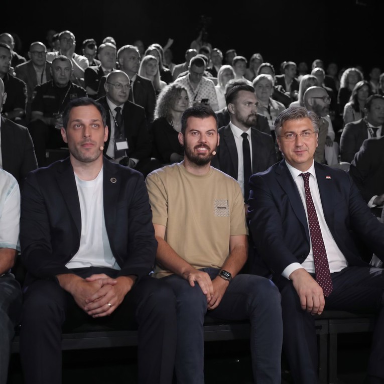 Gotovo je. Propao je projekt robotaksija, Rimac mora vratiti desetke milijuna eura
