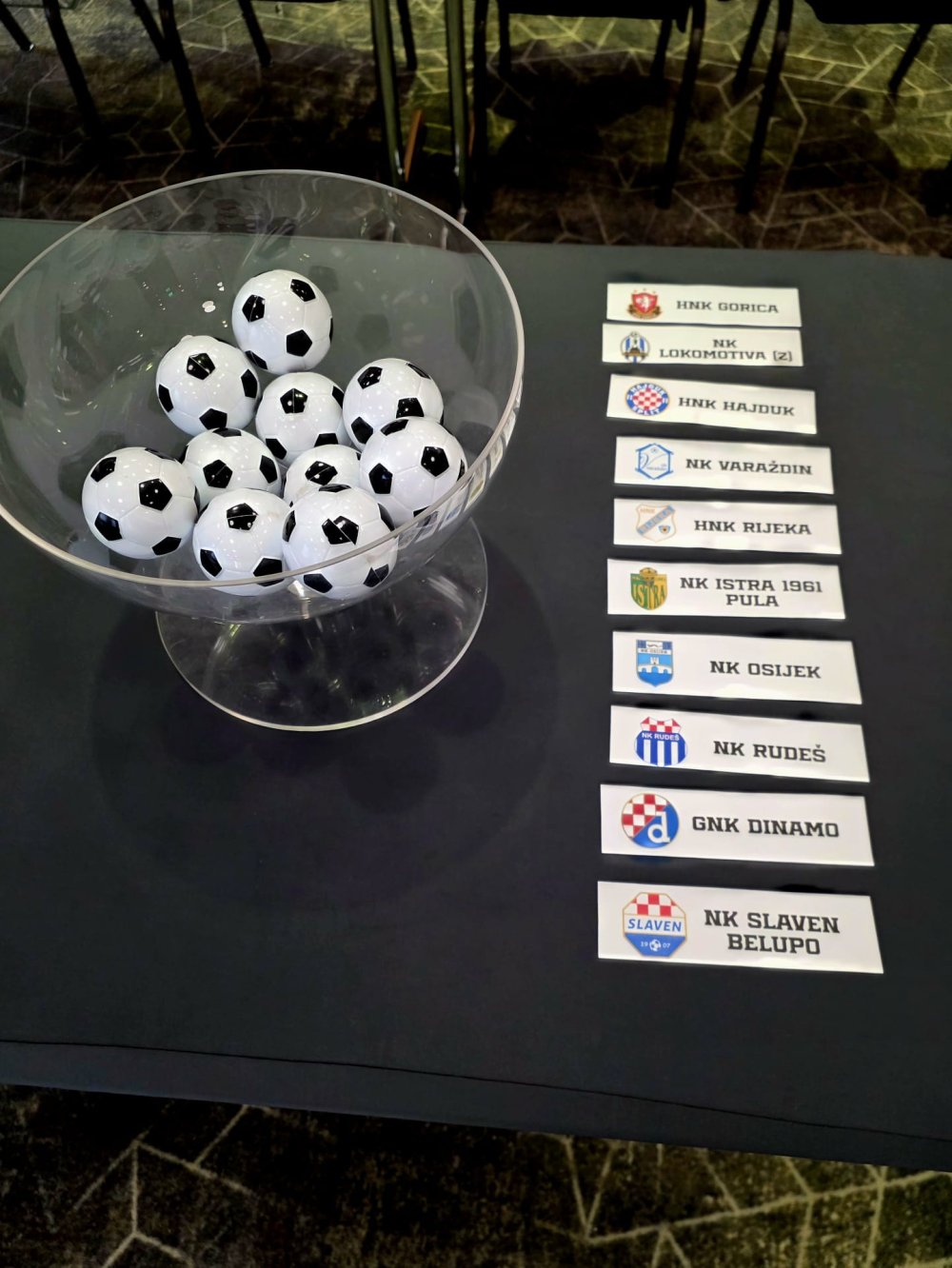 Održan ždrijeb parova SHNL za sezonu  2026./27.:  Hajduk i Dinamo prvi put igraju u 9. kolu, sezona završava spektaklom u Zagrebu