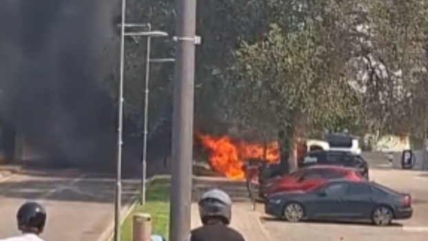 U Vodicama šefu zapalio auto pa mu poslao snimku!