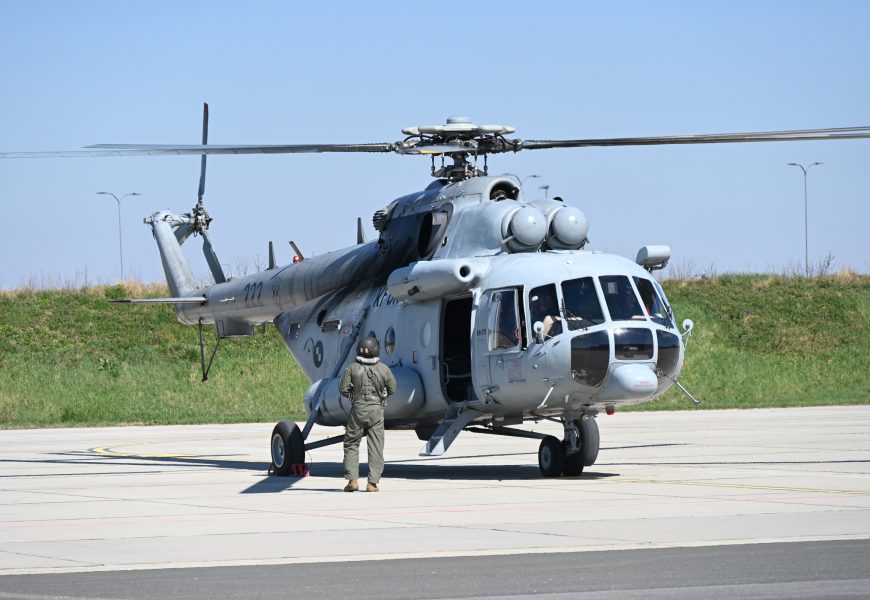 HRZ helikopterom prevezao životno ugroženu trudnicu iz Dubrovnika u KBC Split