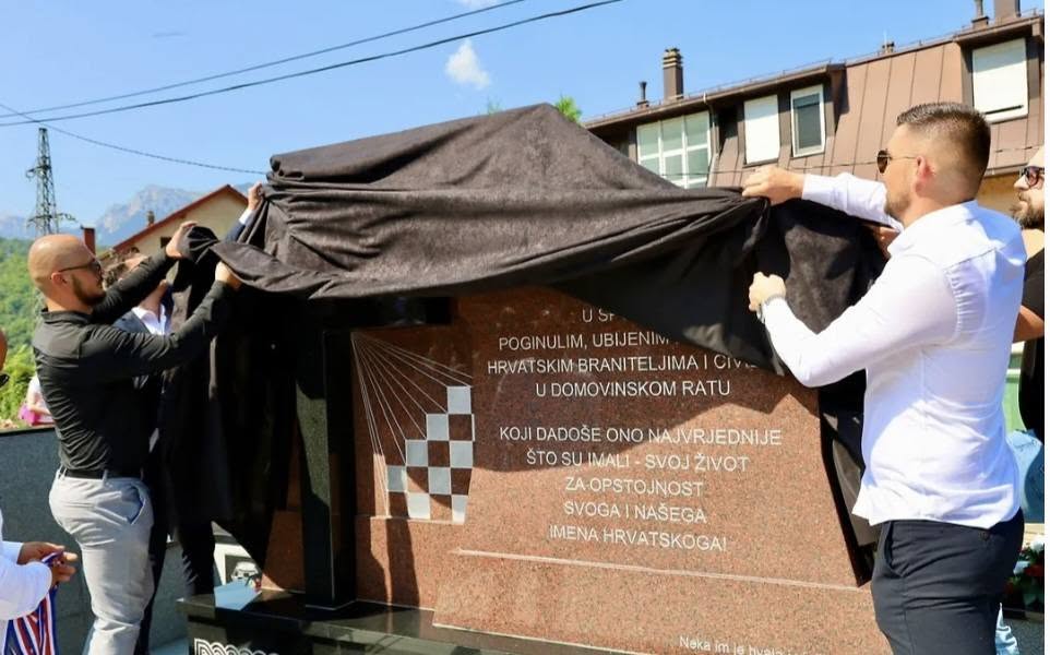 U Konjicu obilježen Dan sjećanja na poginule i nestale pripadnike HVO-a i HV-a, otkriven spomenik na Musali