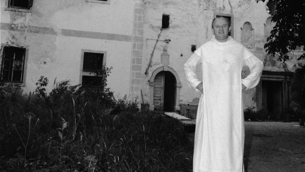 RADOST NAKON OLUJE Prior Domšić proživio je svaku ranu svog samostana: 'Trčali smo javiti da je oslobođen'