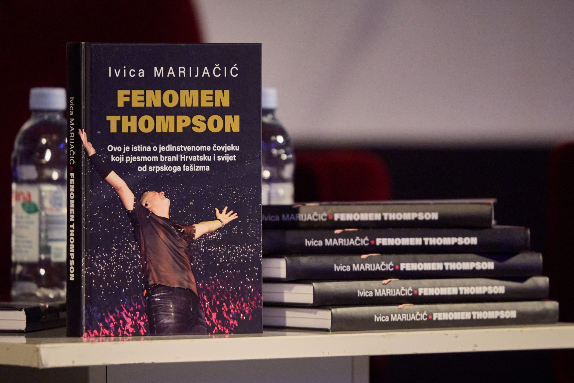 U Zagrebu predstavljena knjiga „Fenomen Thompson“ Ivice Marijačića