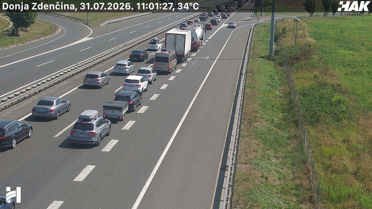 VELIKA KOLONA Teška prometna nesreća na A1, sletio helikopter, promet prekinut