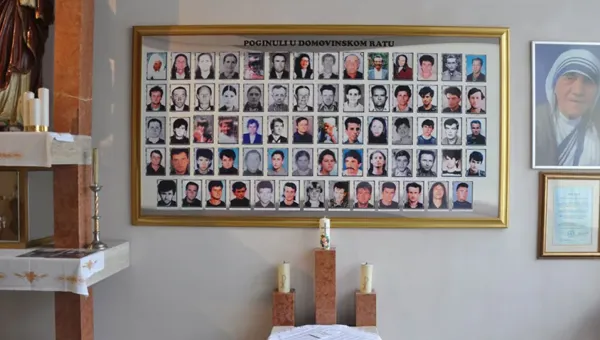 Zločin u Uzdolu: Svirepa ubojstva civila i vojnika i izgubljena nada u pravdu. Prisjetimo se što se dogodilo!