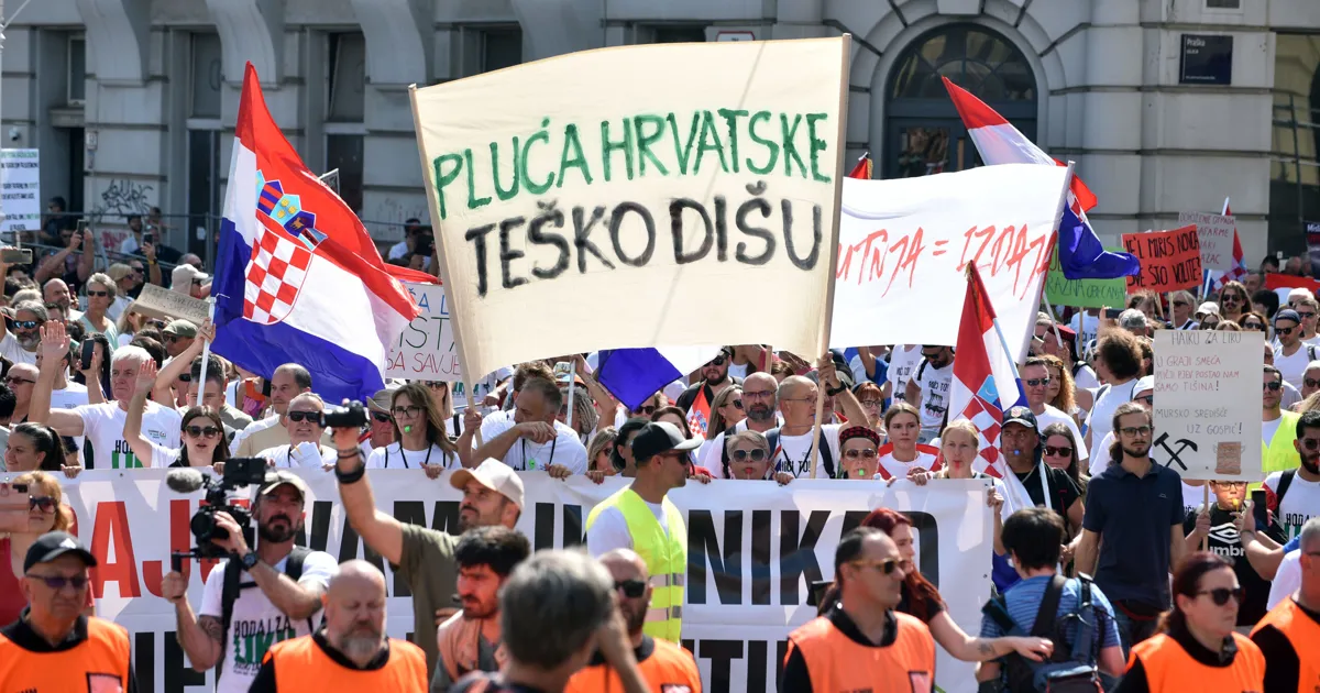 Prosvjed  „Hodaj za Liku, hodaj za Hrvatsku“
