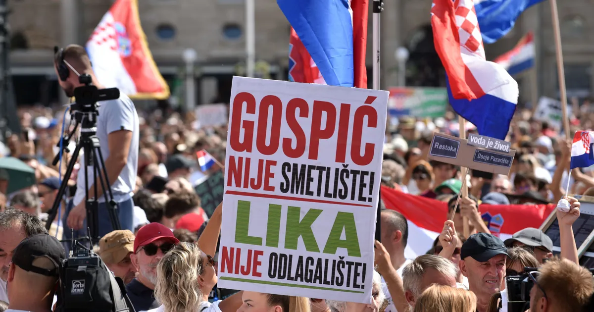Prosvjed  „Hodaj za Liku, hodaj za Hrvatsku“
